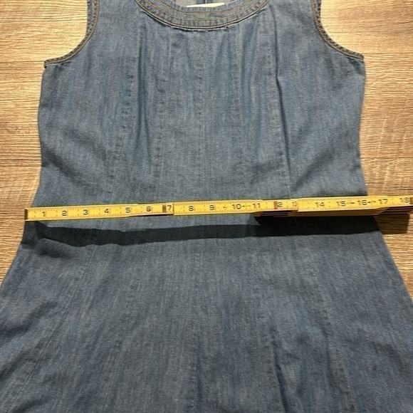 Denim blue cotton sleeveless flare mini sundress size medium - Picture 5 of 9